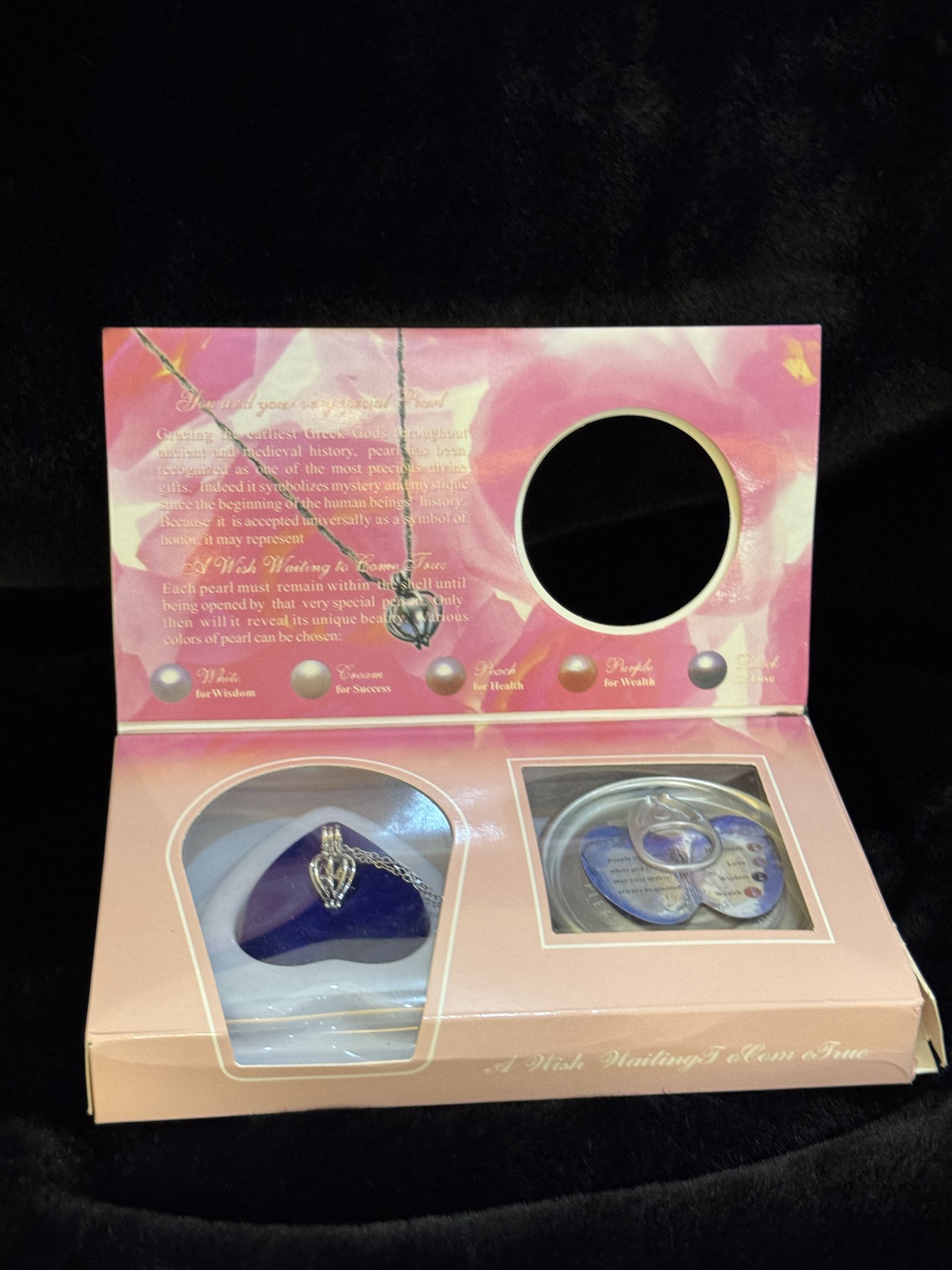 گردنبند مروارید عشق